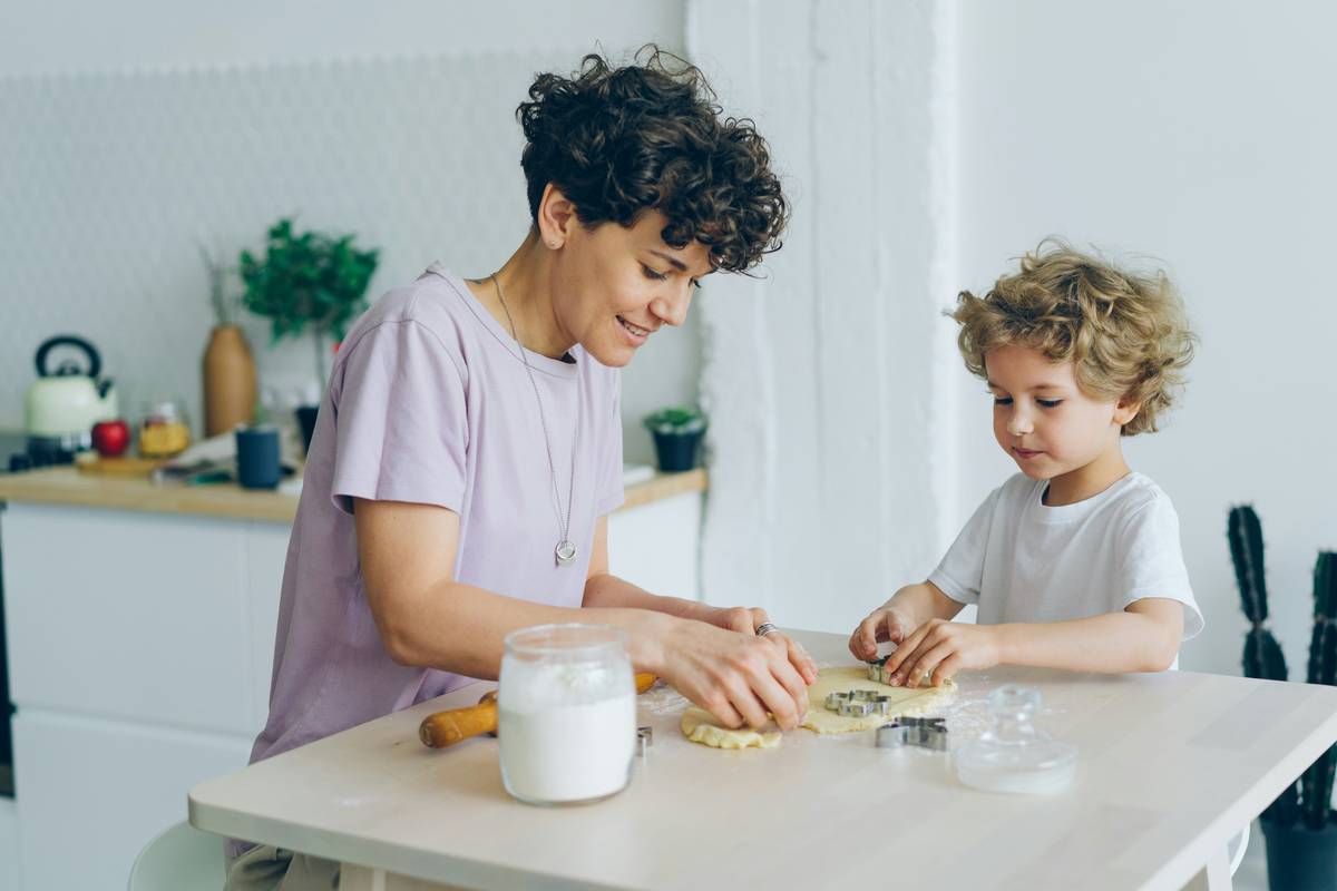 Easy Quick Family Recipes: 7 Proven Tips to Avoid Painful Dinner Stress